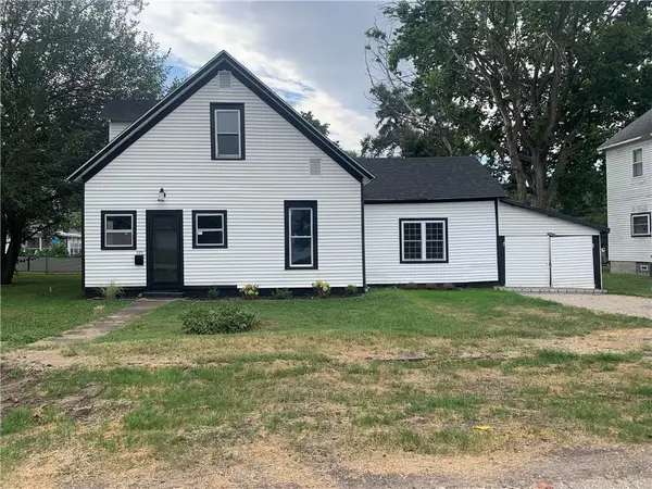 223 W Montgomery Street, Niantic, IL 62551