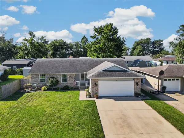 103 W Edgewood Avenue, Effingham, IL 62401