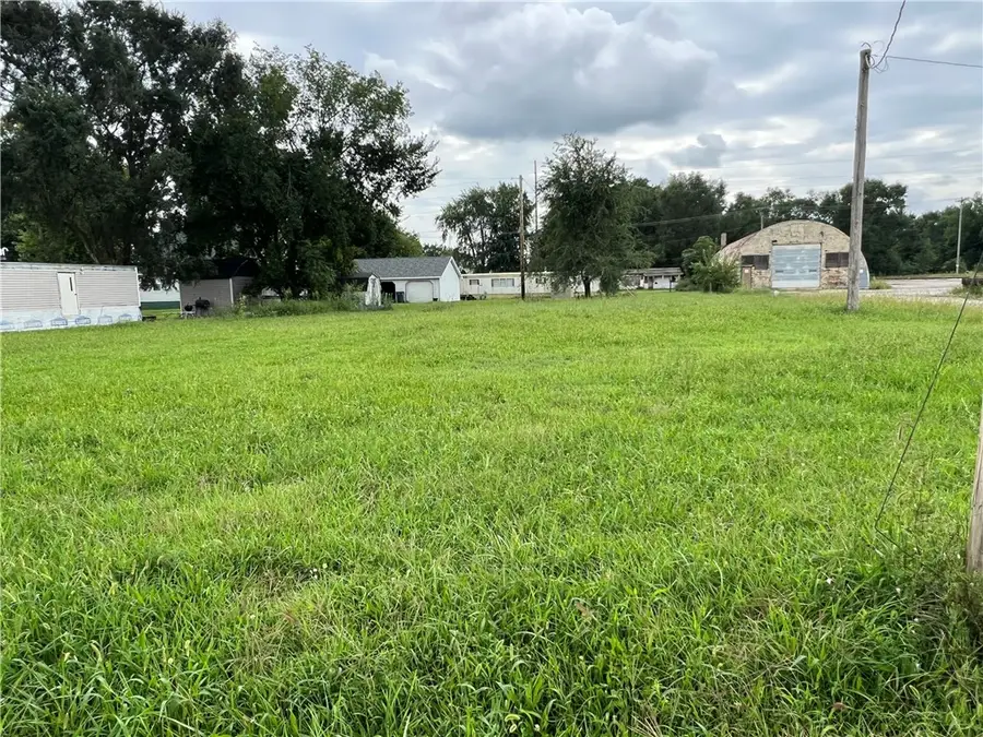 508 E Macon Street, Clinton, IL 61727 - #2