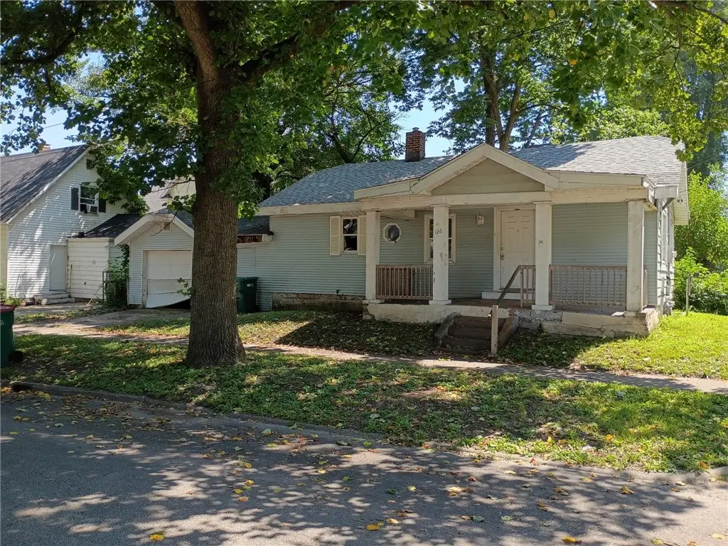 126 S 18th Street, Decatur, IL 62521 - #1