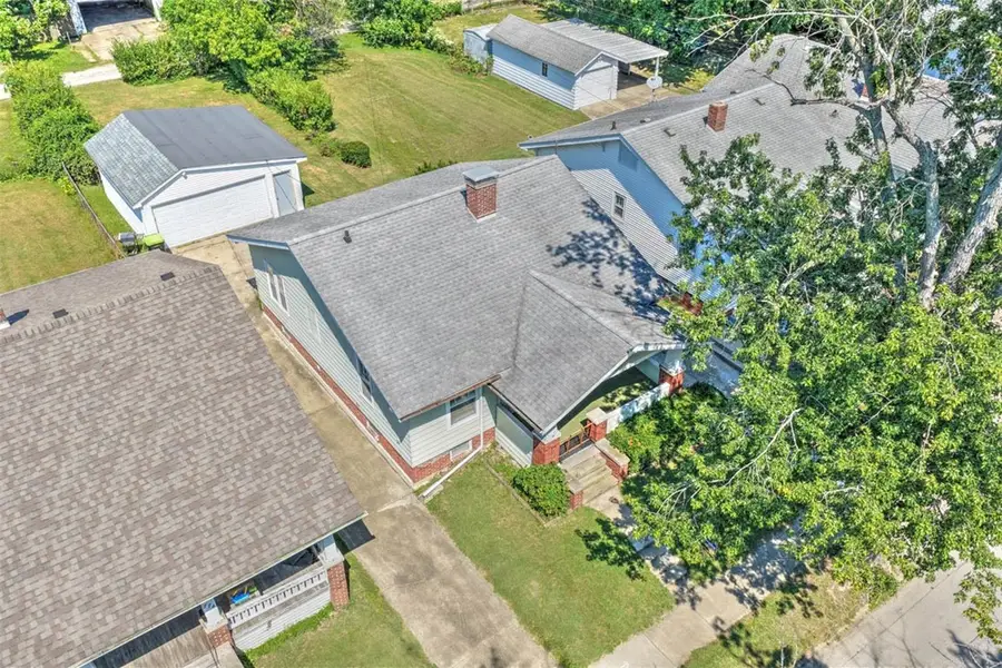 770 W Center Street, Decatur, IL 62526 - #2