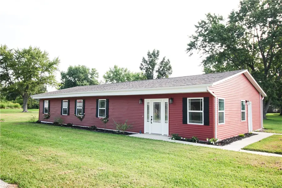 2029 E County Road 250n, Mattoon, IL 61938 - #2