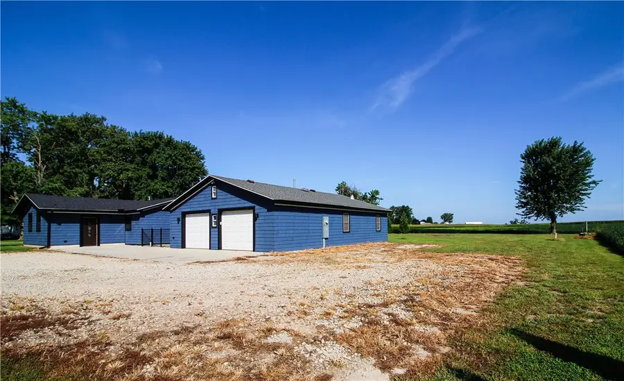 106 W Elm Street, Ashmore, IL 61912 - #3