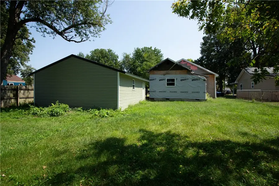 713 32nd Street, Mattoon, IL 61938 - #3