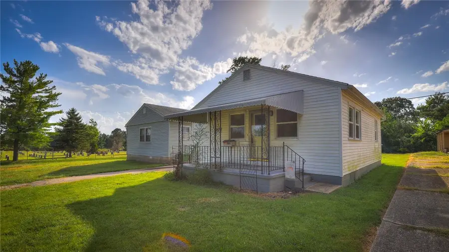 1007 N Woodlawn Avenue, Decatur, IL 62522 - #2