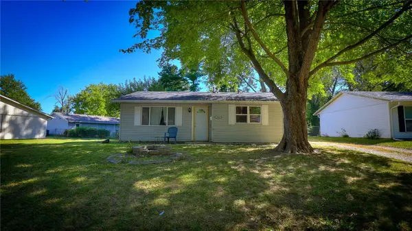 1963 Sir Richard Court, Decatur, IL 62526