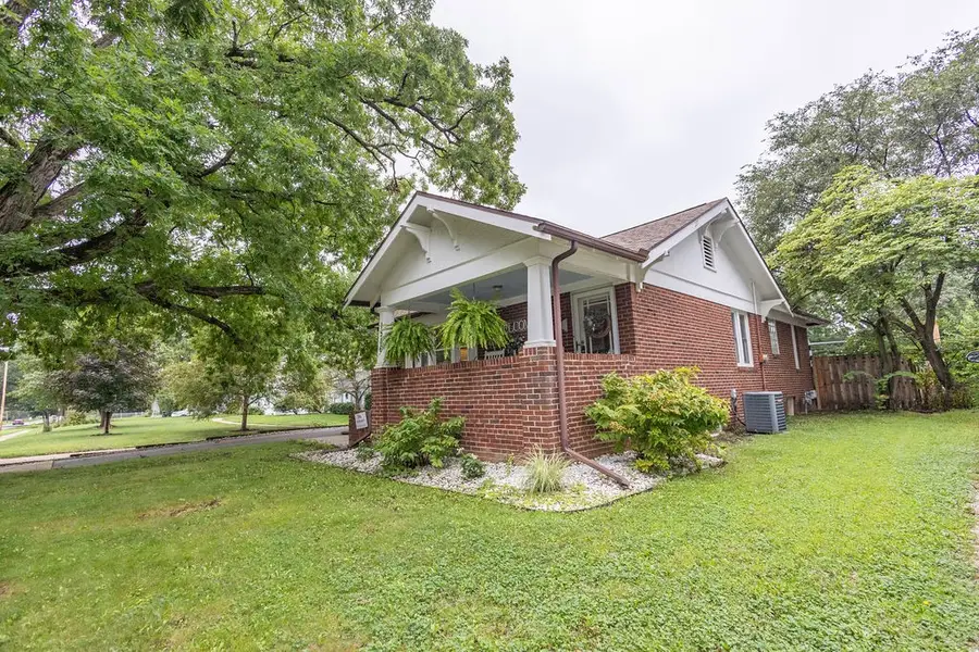 1516 N Gilbert Street, Danville, IL 61832 - #2