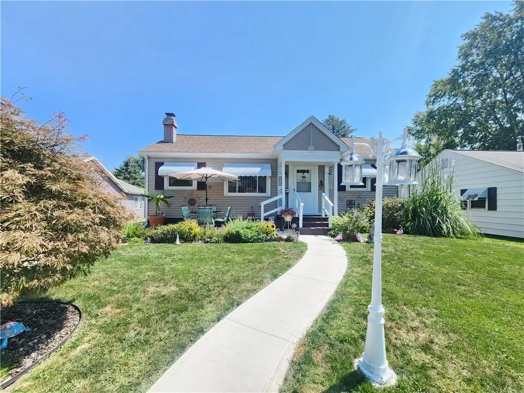 1312 S Lawn Drive, Mattoon, IL 61938 - #1