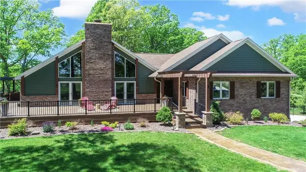 9739 N County Road 2250e, Ashmore, IL 61912