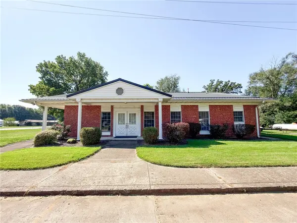 405 S State 1 Highway, West Union, IL 62477