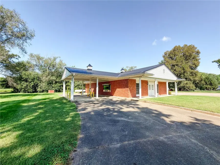 405 S State 1 Highway, West Union, IL 62477 - #2