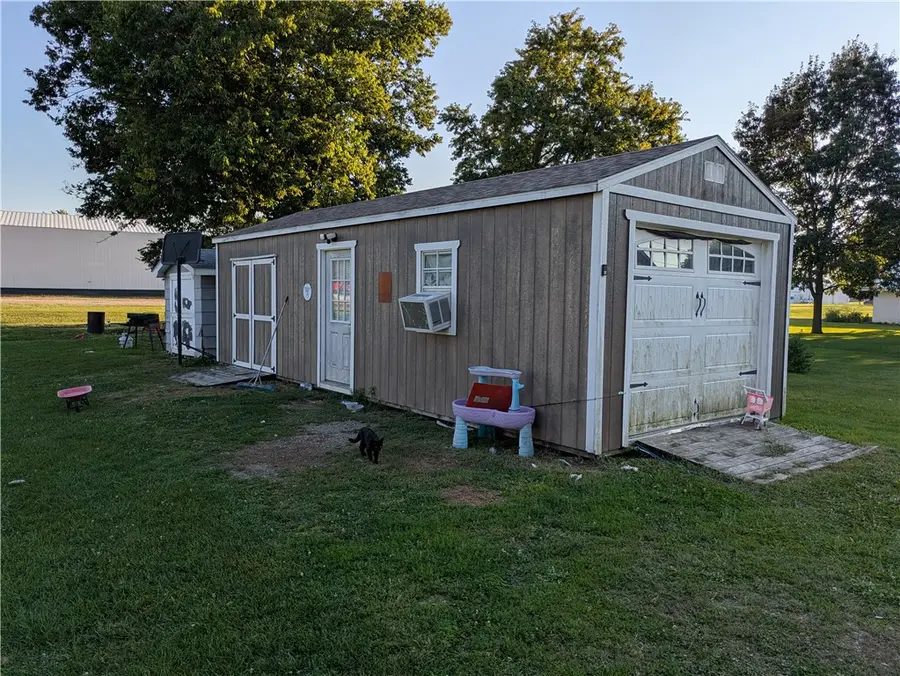 222 E Main Street, Oakland, IL 61943 - #3