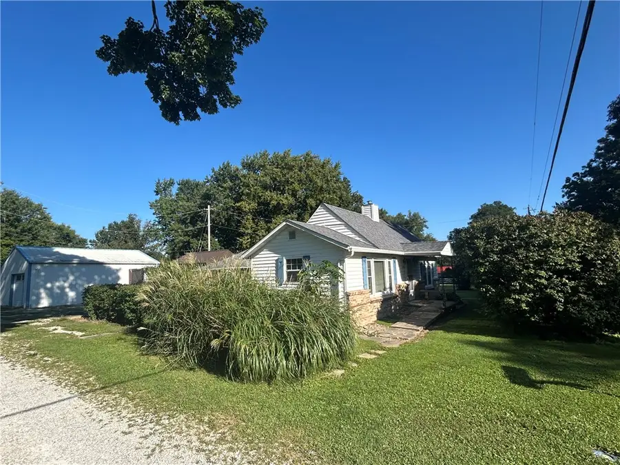 7686 Hendricks Lane, Decatur, IL 62521 - #2