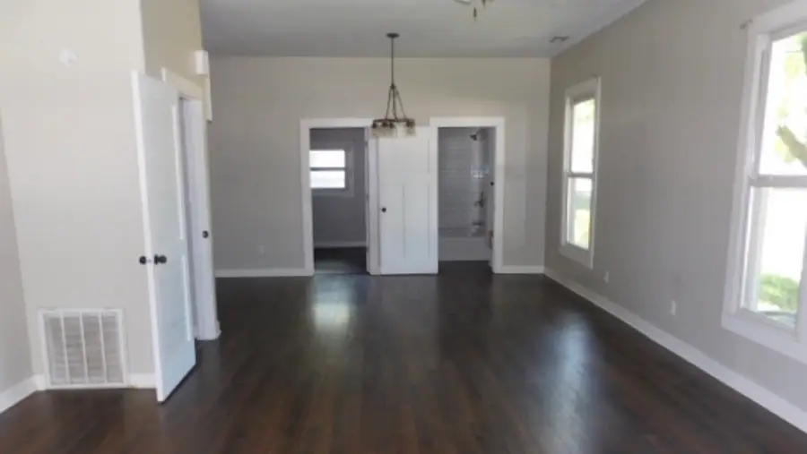 1421 Pennsylvania Avenue, Windsor, IL 61957 - #3