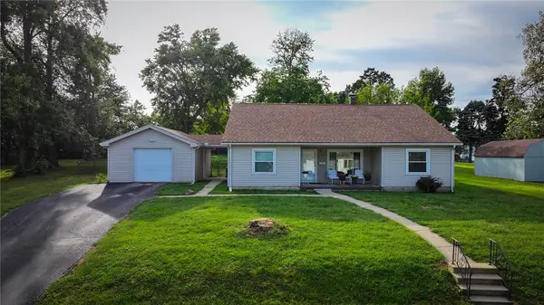 555 N 35th Street, Decatur, IL 62521