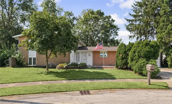 1527 S Pointe Drive, Rantoul, IL 61866