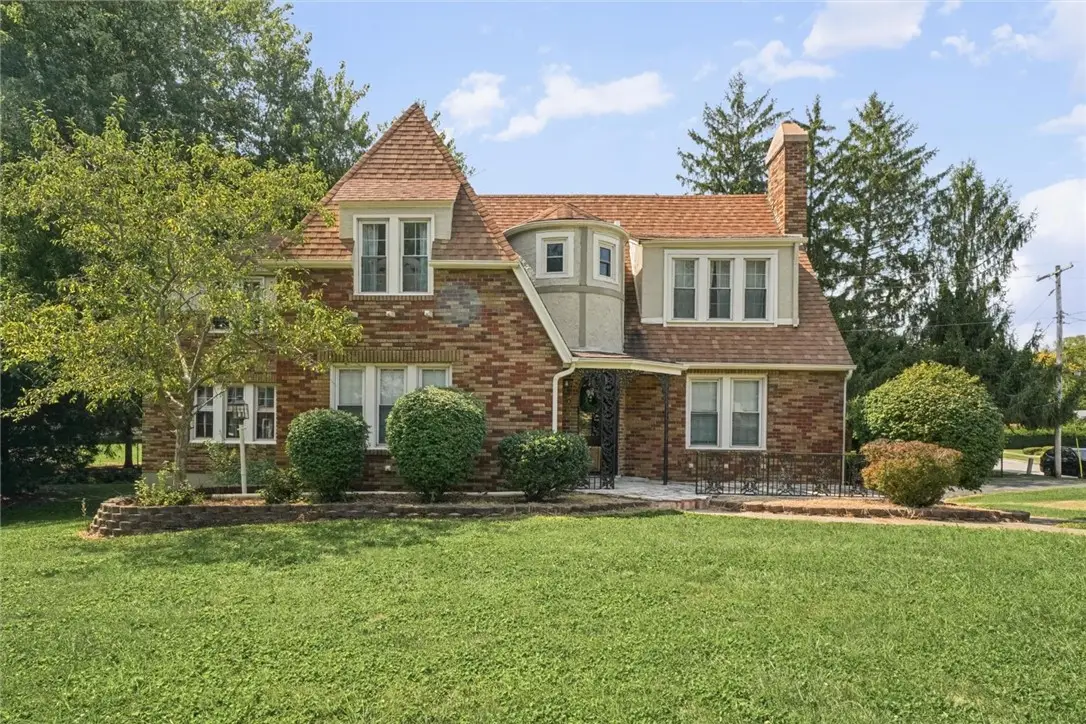 8 Montgomery Place, Decatur, IL 62522 - #1