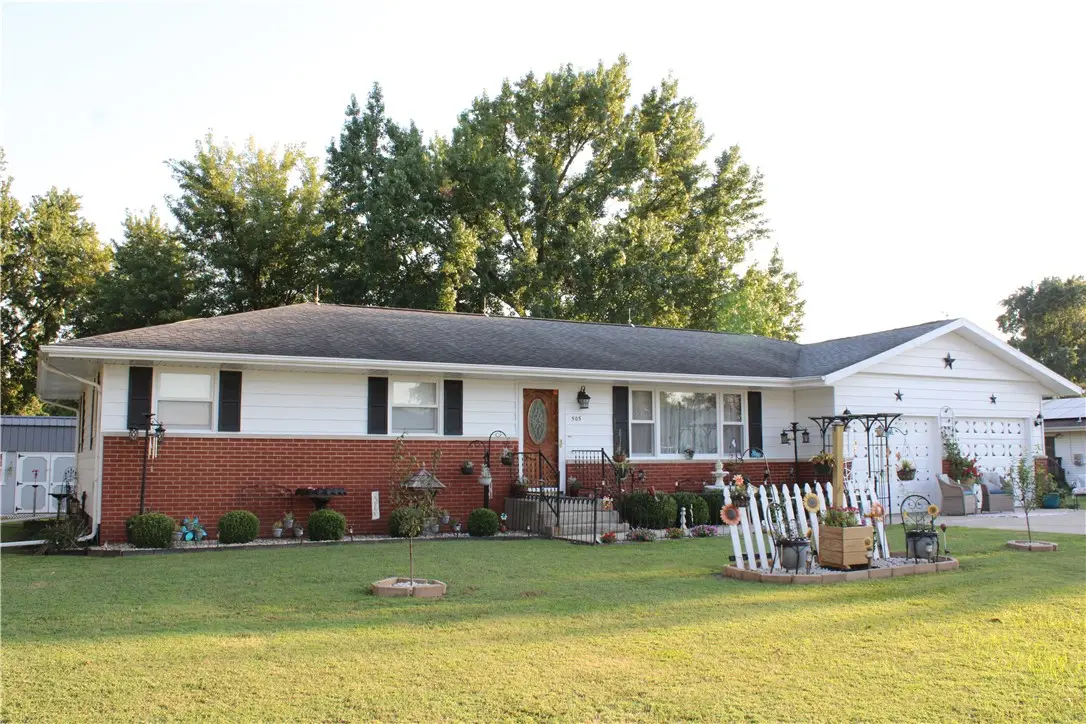 505 North 2nd Street, Stewardson, IL 62463 - #1