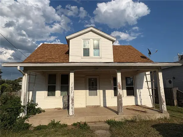 128 N Walnut Street, Maroa, IL 61756