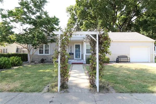 708 N Walnut Street, Shelbyville, IL 62565
