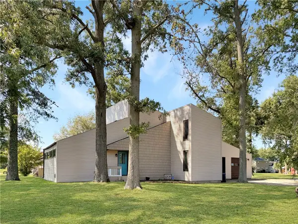 1209 Hickory Drive, Neoga, IL 62447