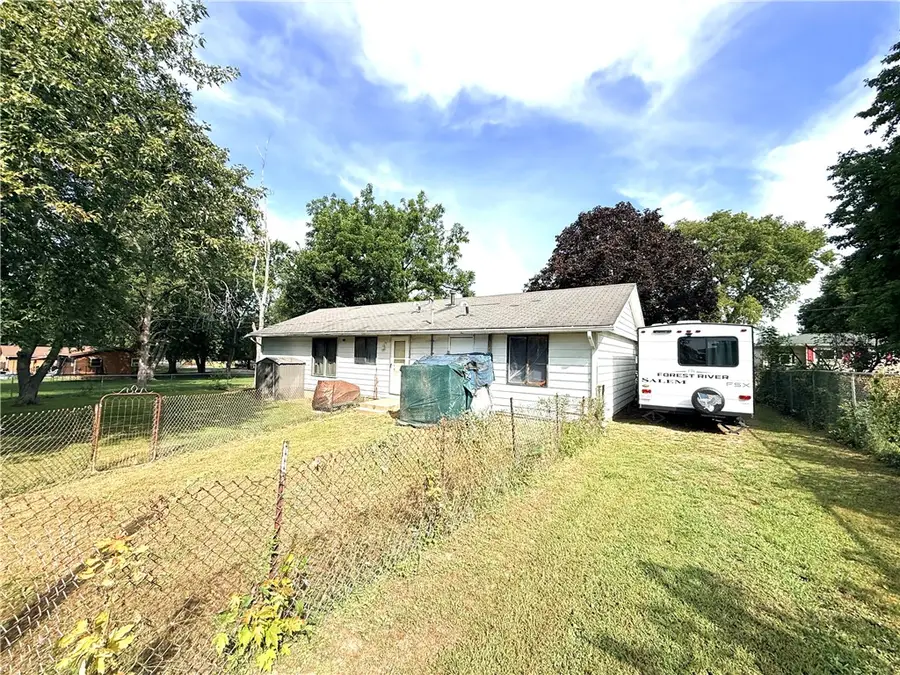213 Henderson Street, Rossville, IL 60963 - #2