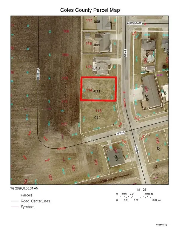 Briar Lane, Mattoon, IL 61938