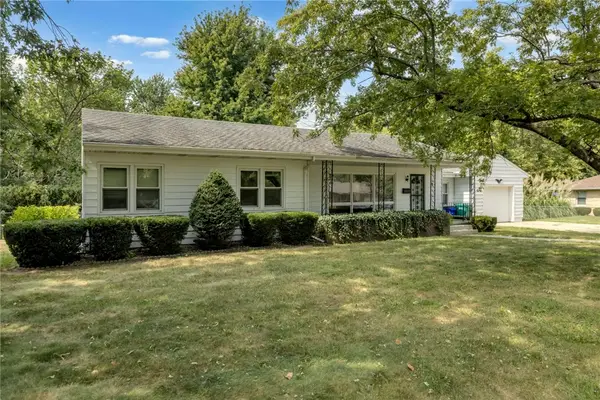 83 N Greenridge Drive, Decatur, IL 62526