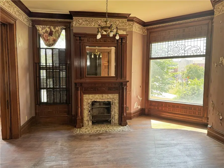300 W Prairie Avenue, Decatur, IL 62522 - #3