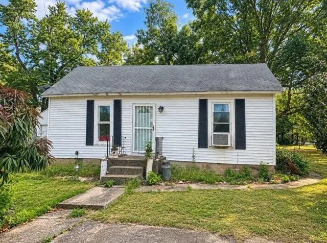 5040 N 625th Street, Paris, IL 61944 - #1