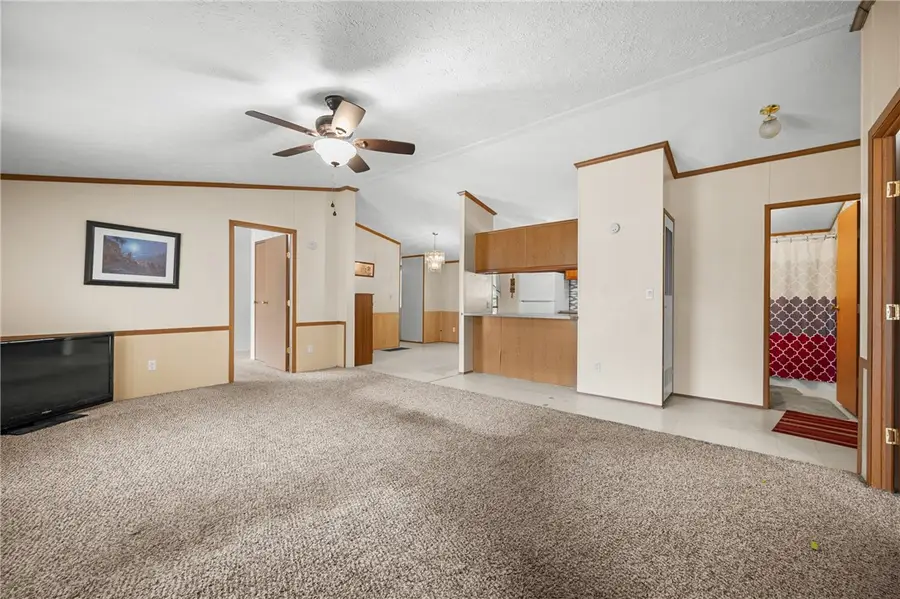 427 Milton Street, Paris, IL 61944 - #2