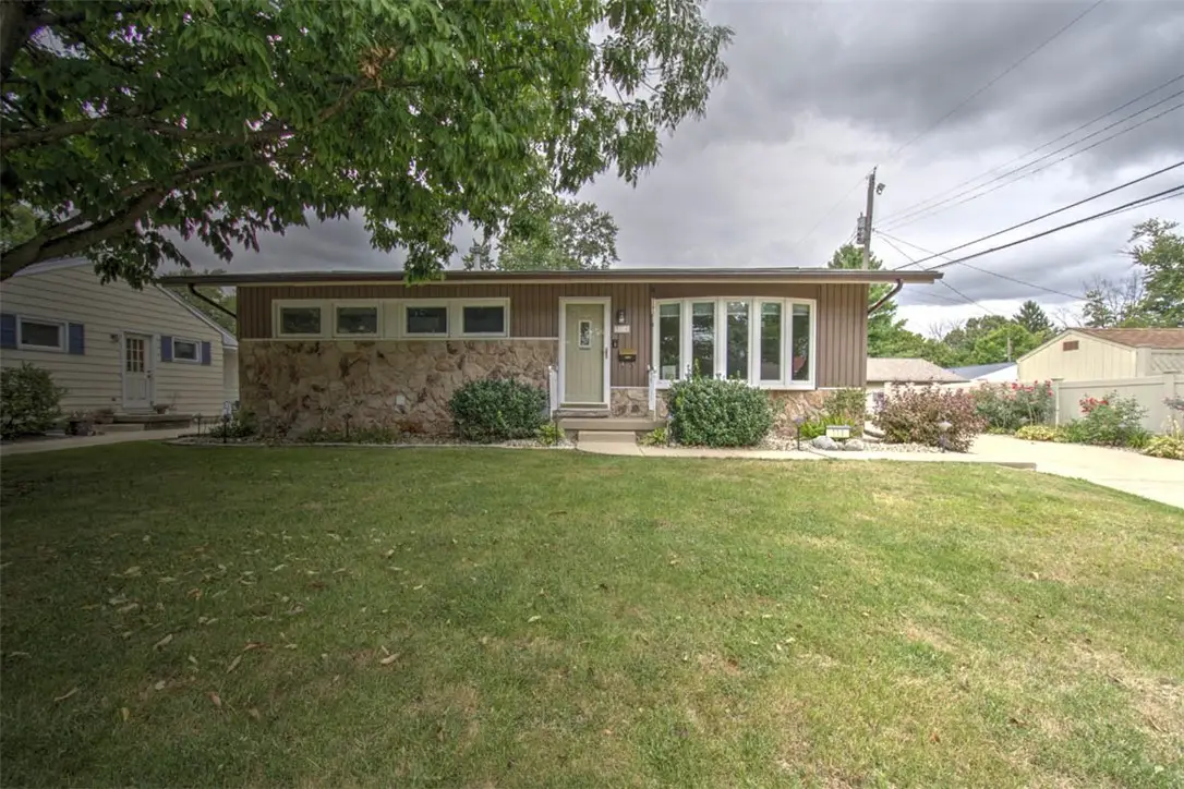 114 Columbus Drive, Decatur, IL 62526 - #1