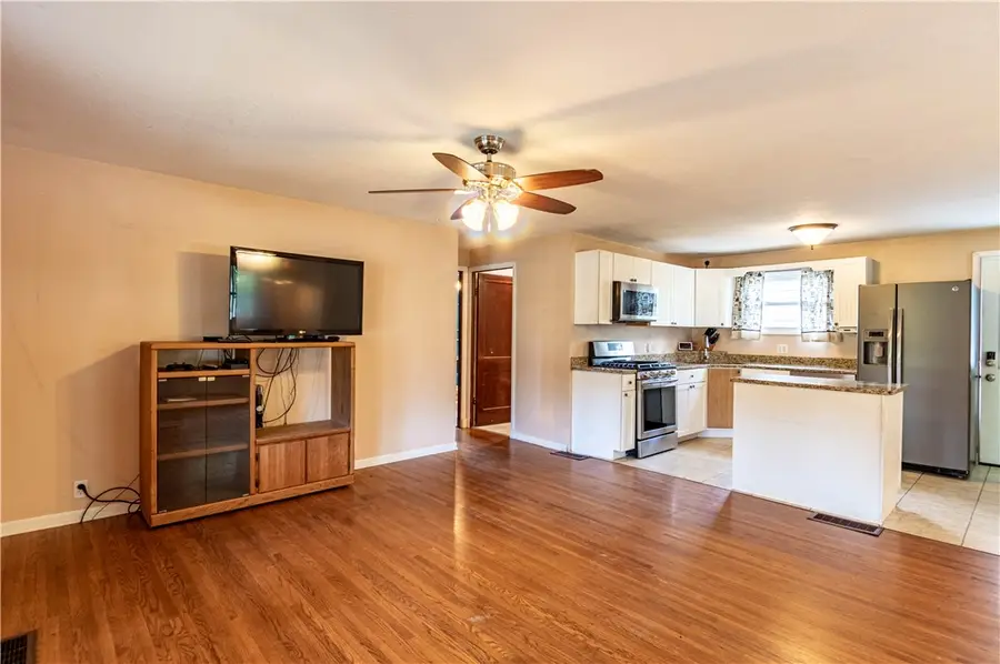 315 N Madison Street, Sullivan, IL 61951 - #3