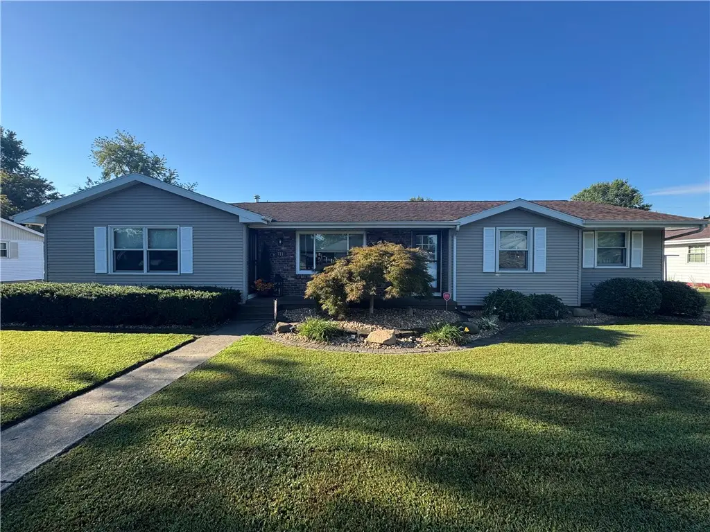 711 E Jackson Avenue, Chrisman, IL 61924 - #1
