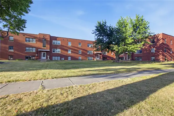 520 Wabash Avenue #4, Mattoon, IL 61938