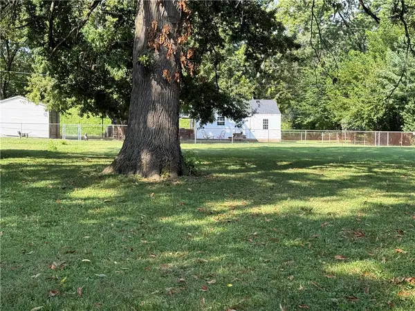 Ferndale Avenue, Tilton, IL 61833