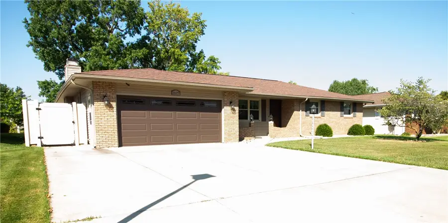 1609 Frostwood Lane, Mattoon, IL 61938 - #2