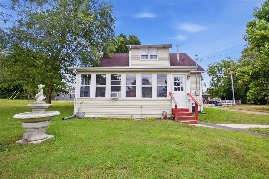 208 Short Street, Paris, IL 61944 - #3