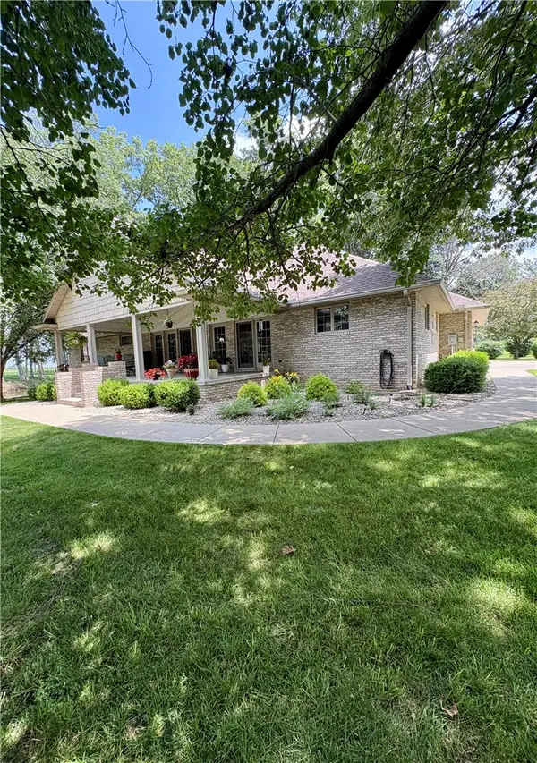 11411 Red Bud Lane, Paris, IL 61944