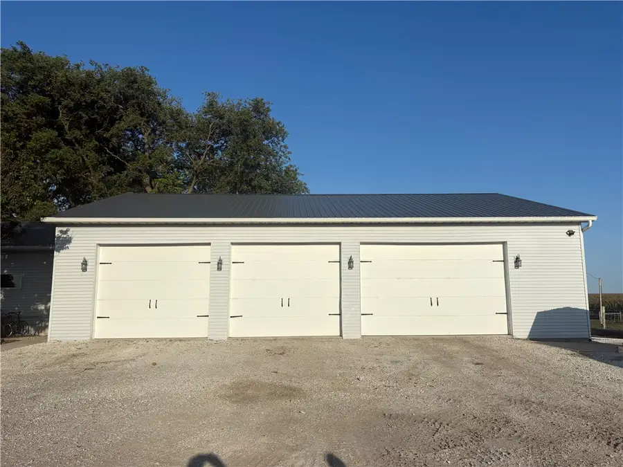 1183 S 300 N Road, Pigeon Grove, IL 60924 - #2