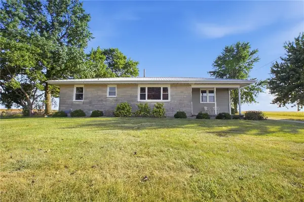 5158 County Road 1100 N, Mattoon, IL 61938
