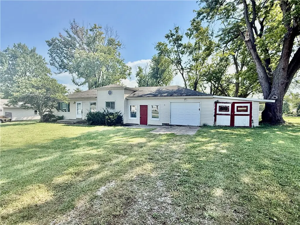 4931 E Glenwood Drive, Decatur, IL 62521 - #1