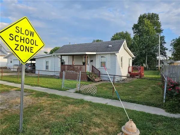 1007 W Edgar Avenue, Effingham, IL 62401