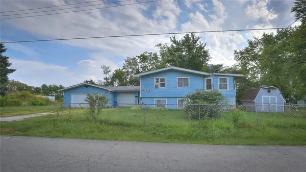 3061 Hickory Street, Decatur, IL 62526