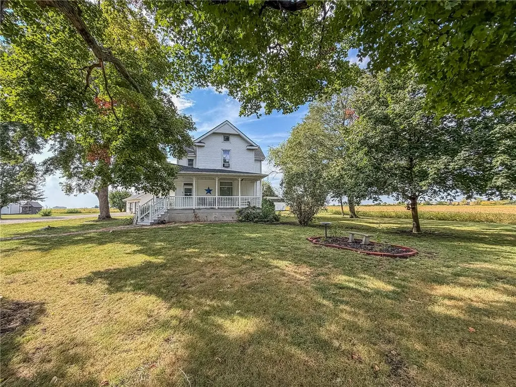 220 4th Street, Arcola, IL 61910 - #1