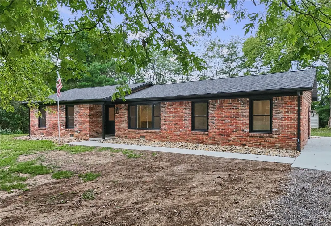 14832 E 2400 North Road, Danville, IL 61834 - #1