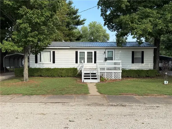 404 S Lincoln Street, Palestine, IL 62451