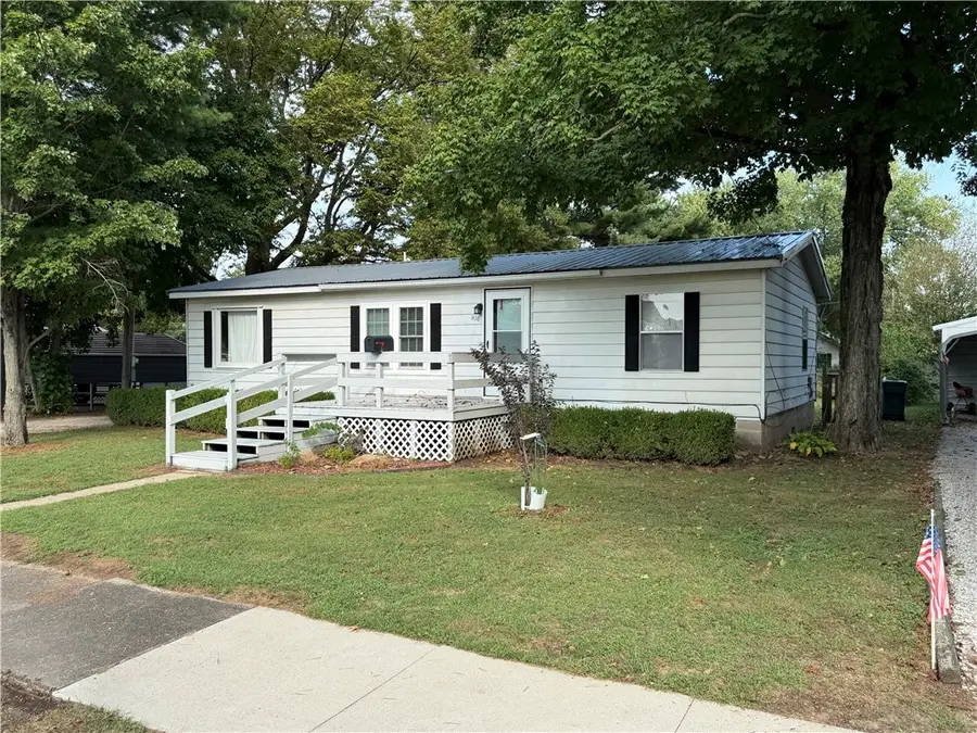 404 S Lincoln Street, Palestine, IL 62451 - #2