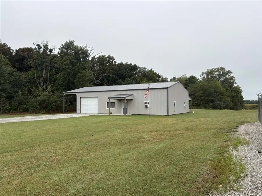 7399 N 800th Street, Newton, IL 62448 - #2