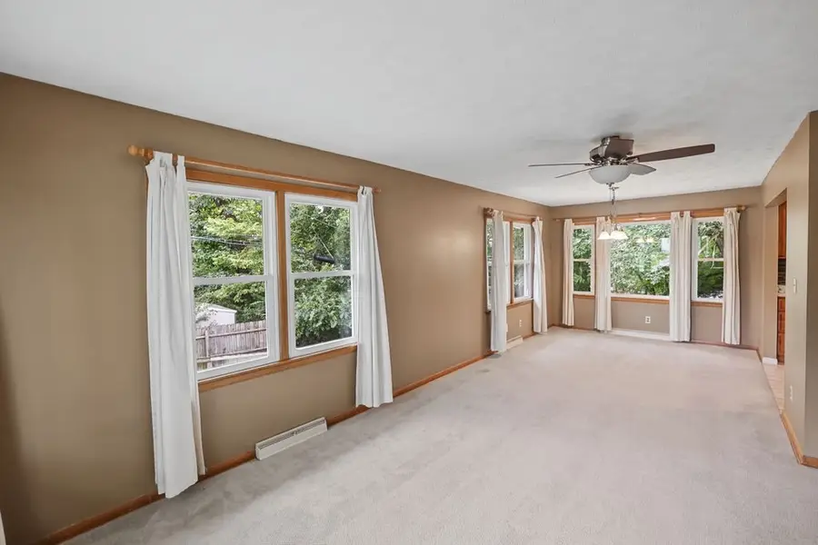 4375 E Du Frain Avenue, Decatur, IL 62526 - #3